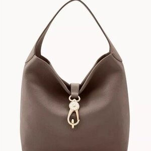 Dooney & Bourke pebble grain logo sac in beige